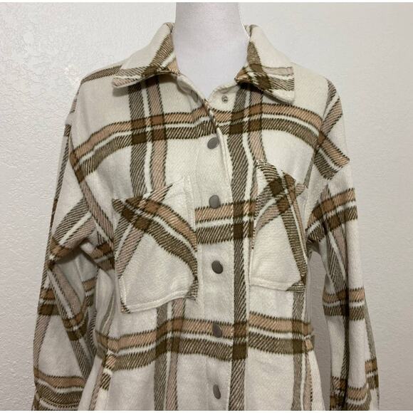 Eloquii Elements Size 14/16 Cream Tan Plaid Wool Blend Shacket with Belt Pocket - Picture 3 of 13